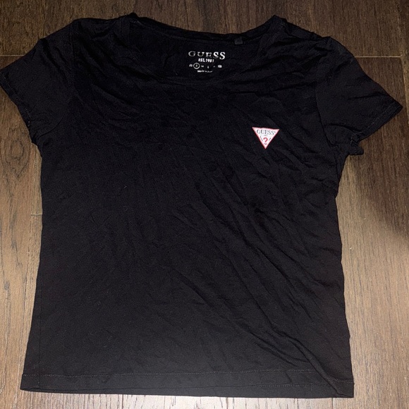 GUESS Women's Black Tee with Red Logo - Picture 1 of 3